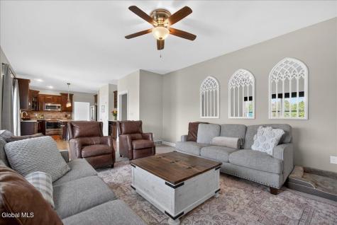 7 Rolling Hills Drive Mechanicville NY 12118