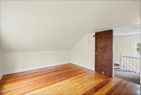 633 Fillmore Avenue Niskayuna NY 12304
