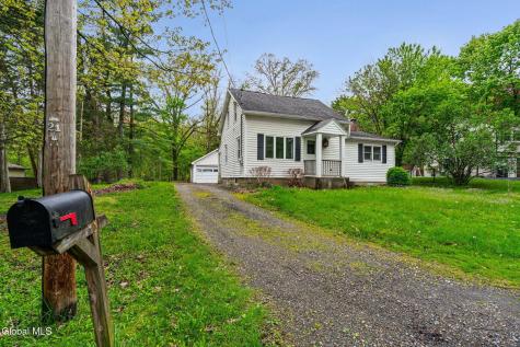 633 Fillmore Avenue Niskayuna NY 12304