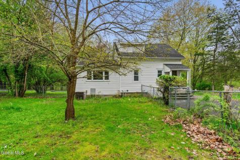 633 Fillmore Avenue Niskayuna NY 12304