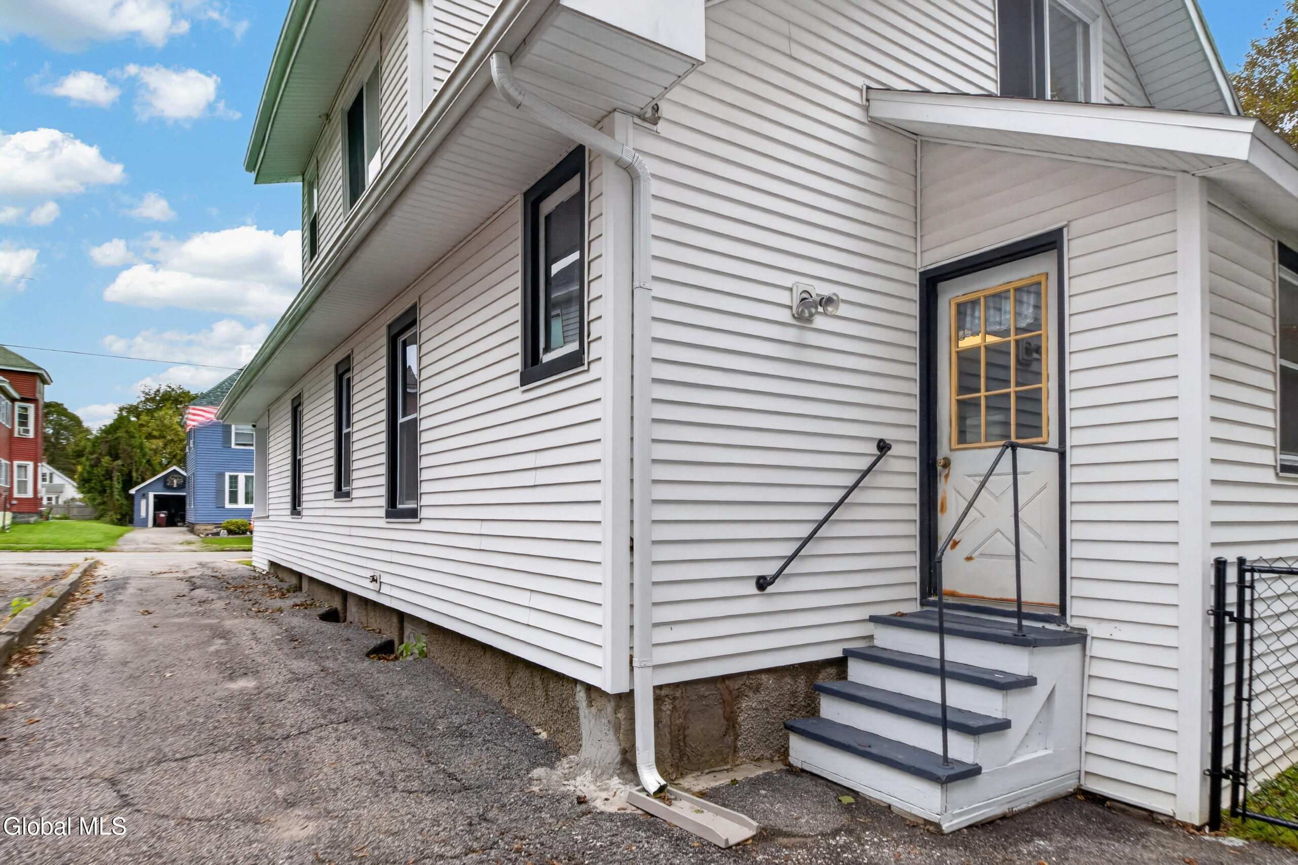 15 Pearl Street Gloversville NY 12078