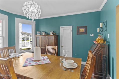 129 Sanders Avenue Scotia NY 12302