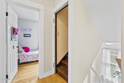129 Sanders Avenue Scotia NY 12302