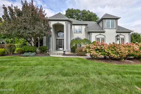 34 Devonshire Way Halfmoon NY 12065