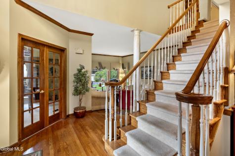 34 Devonshire Way Halfmoon NY 12065