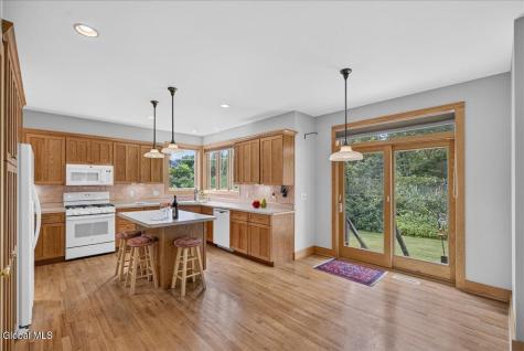 3 Proctor Court Loudonville NY 12211