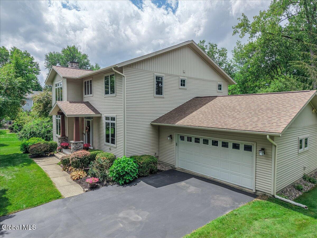3 Proctor Court Loudonville NY 12211
