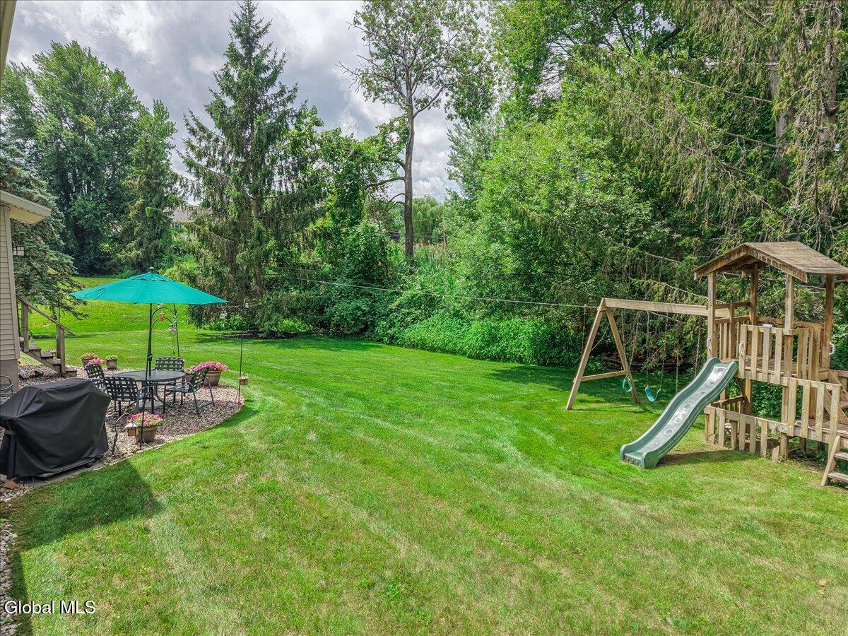3 Proctor Court Loudonville NY 12211