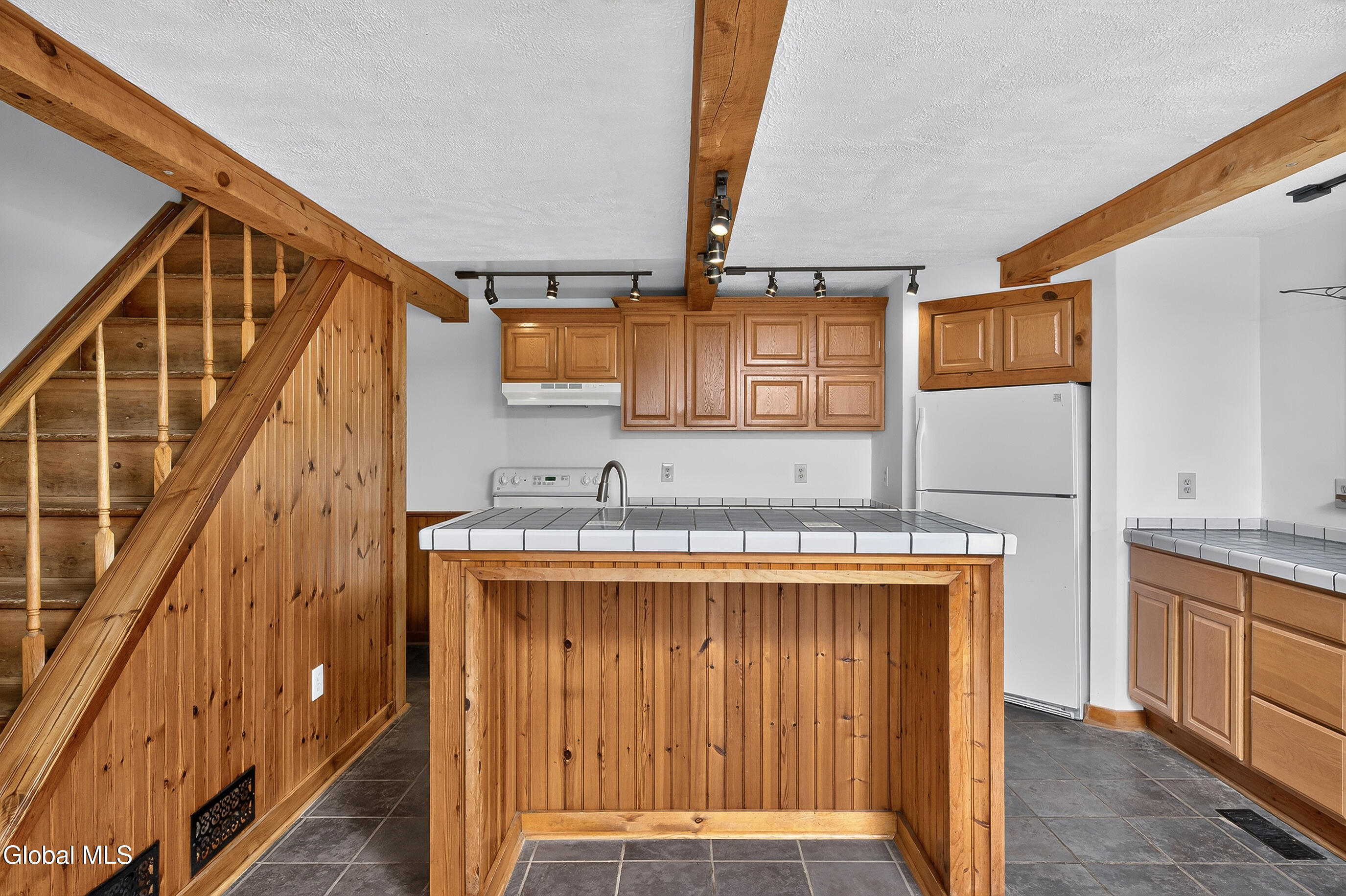 181 Cross Road Berne NY 12059