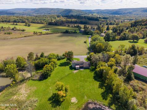 181 Cross Road Berne NY 12023