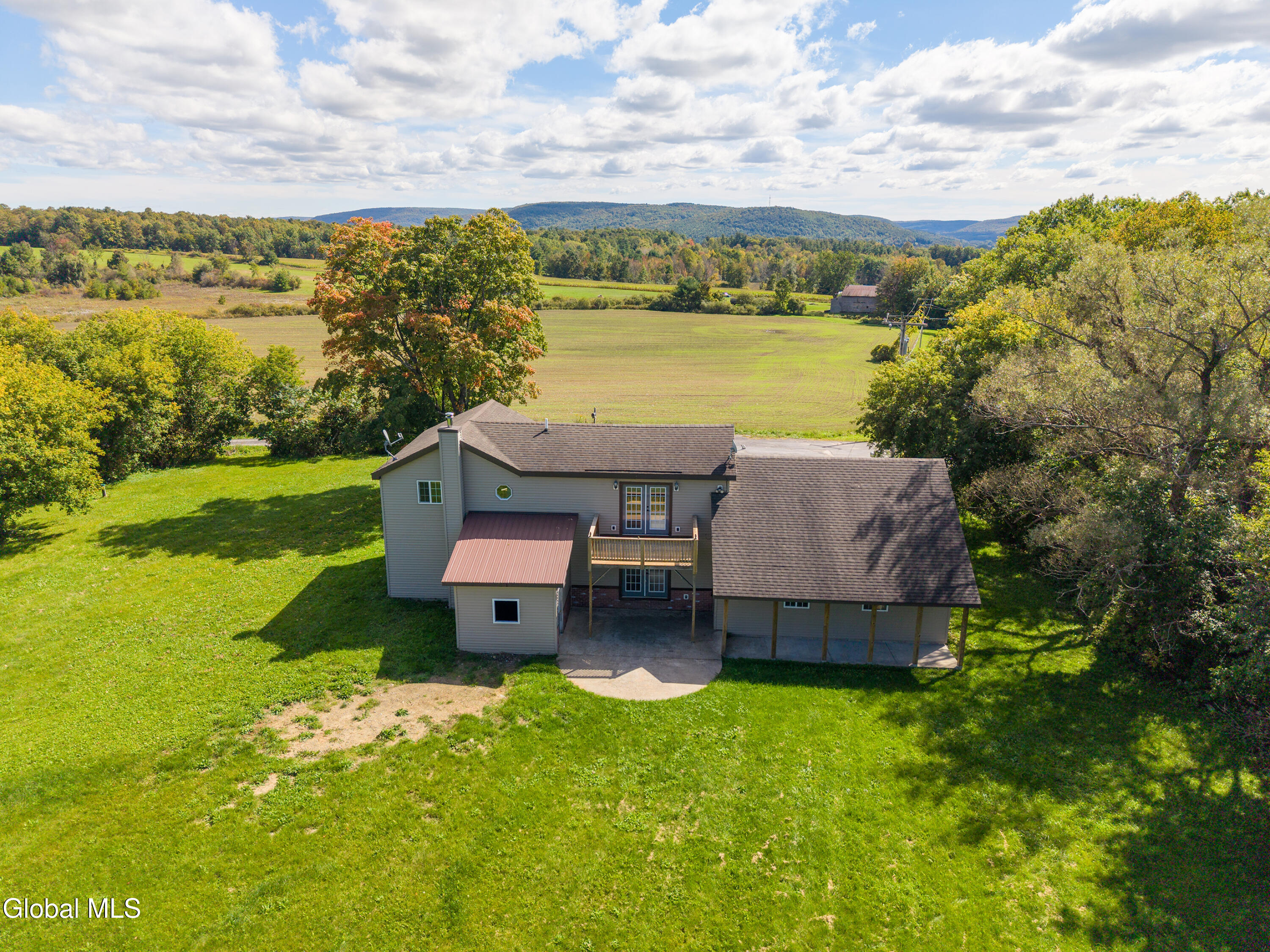 181 Cross Road Berne NY 12059