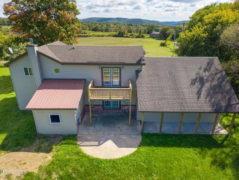 181 Cross Road Berne NY 12023