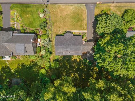 8 Oak Drive Albany NY 12203