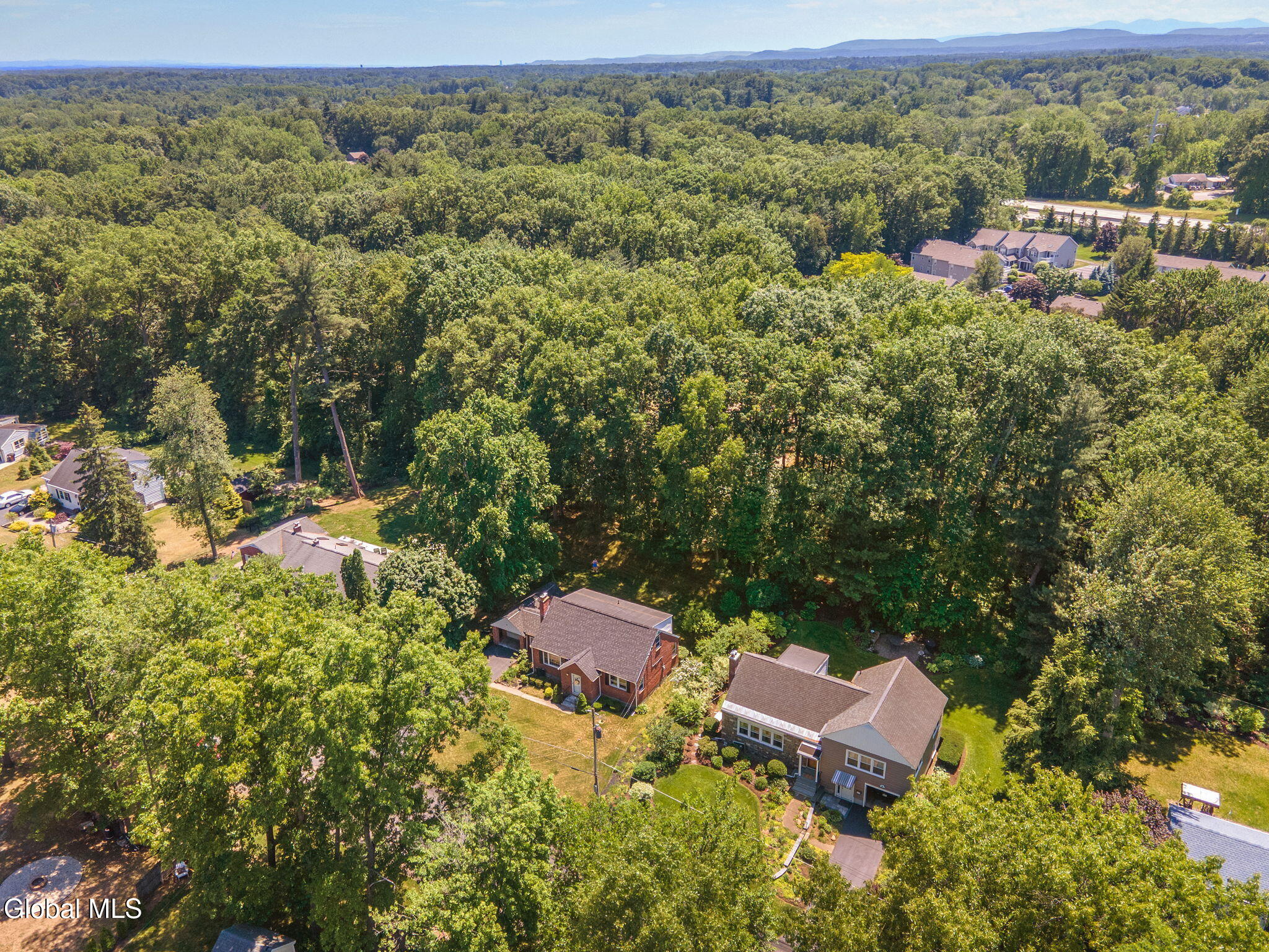 8 Oak Drive Albany NY 12203