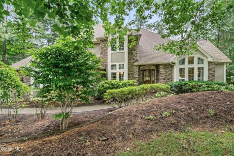 31 Sweetbriar Drive Gansevoort NY 12831