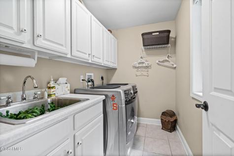 31 Sweetbriar Drive Gansevoort NY 12831