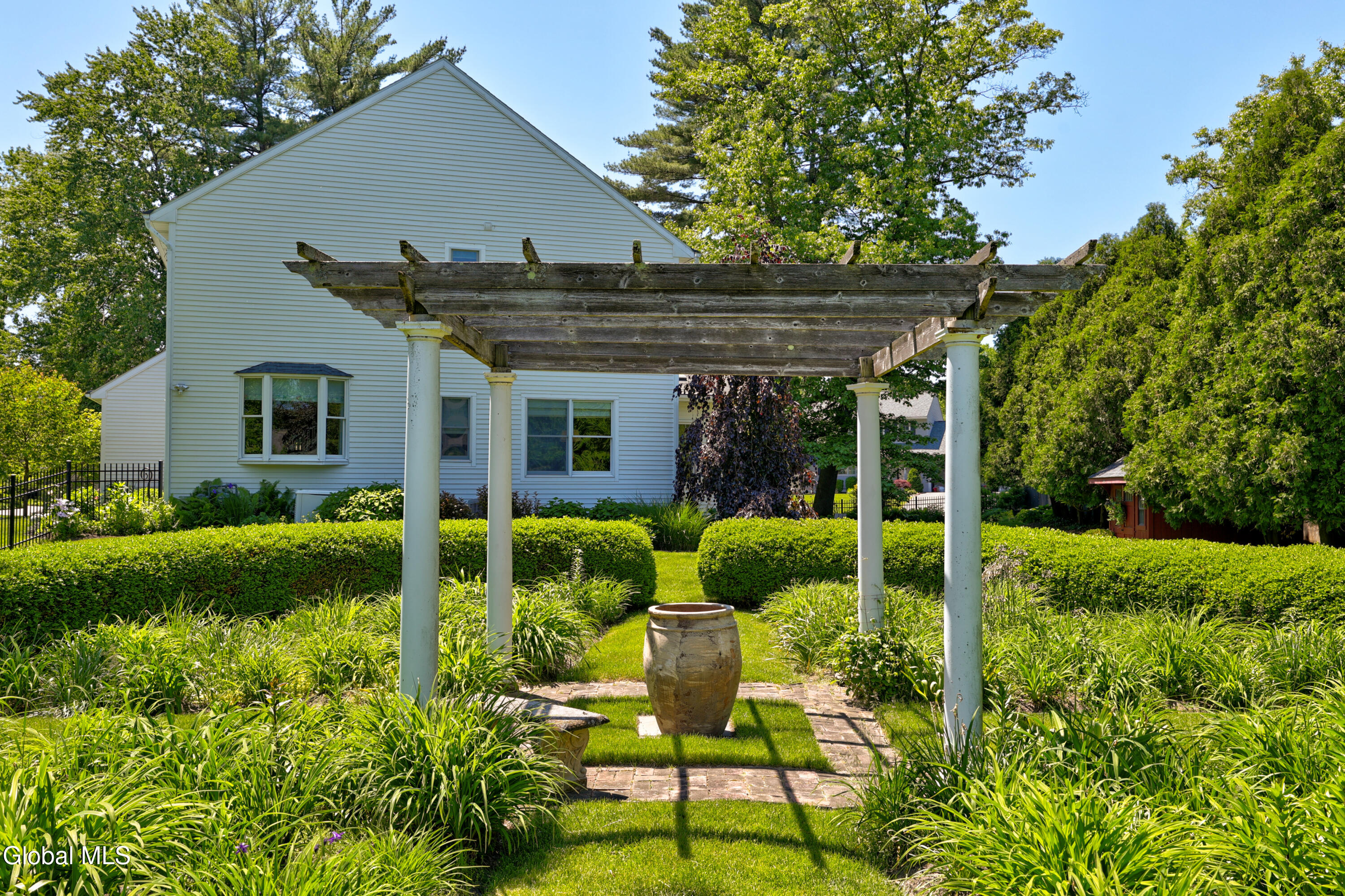 5 Mystic Lane Saratoga Springs NY 12866