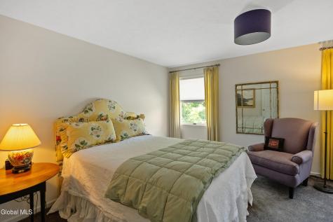 5 Mystic Lane Saratoga Springs NY 12866