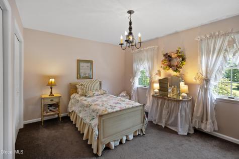 5 Mystic Lane Saratoga Springs NY 12866