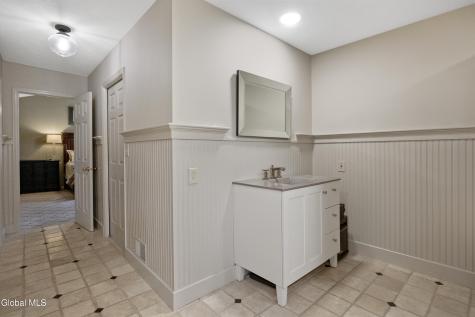 5 Mystic Lane Saratoga Springs NY 12866