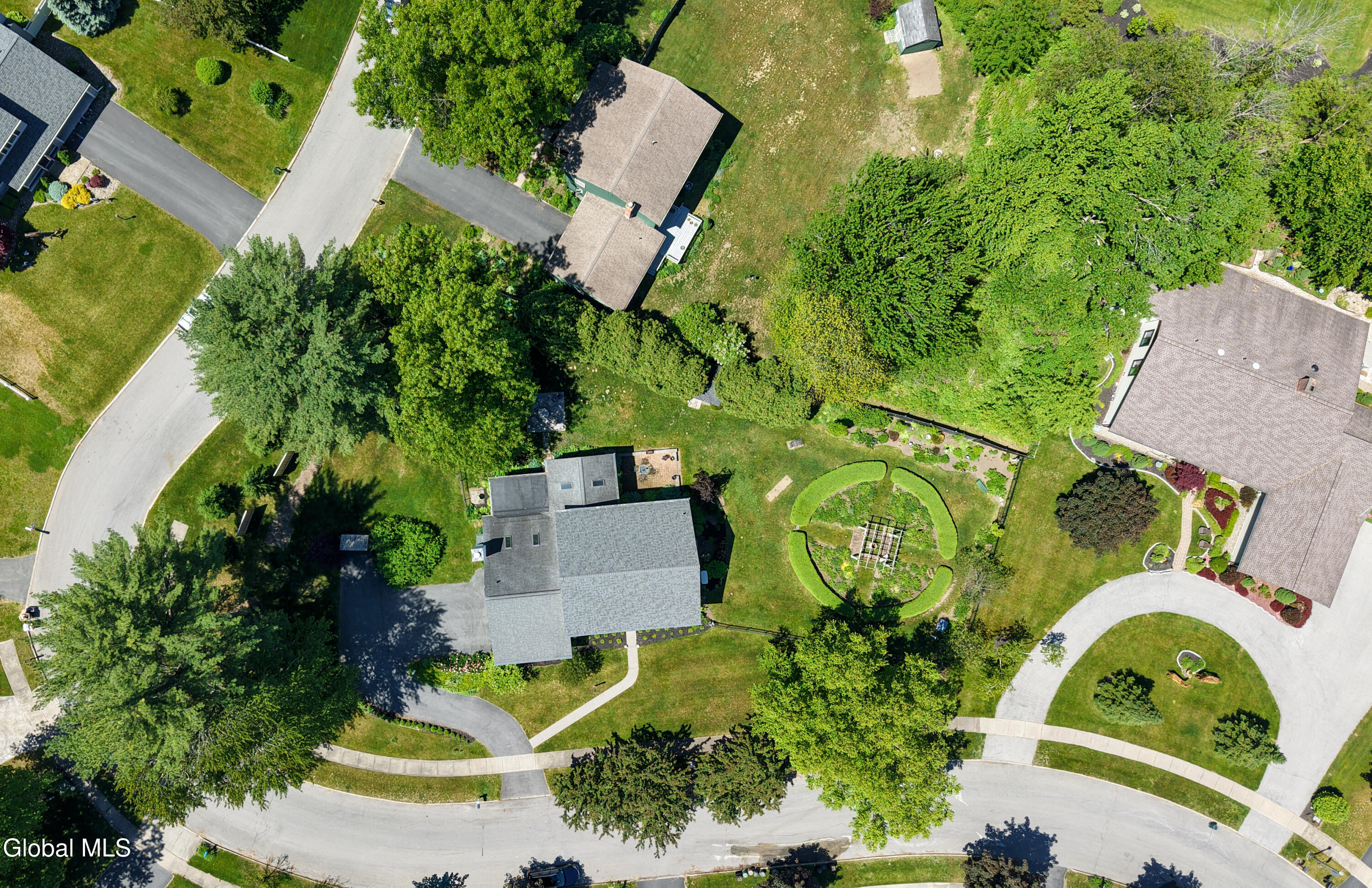 5 Mystic Lane Saratoga Springs NY 12866