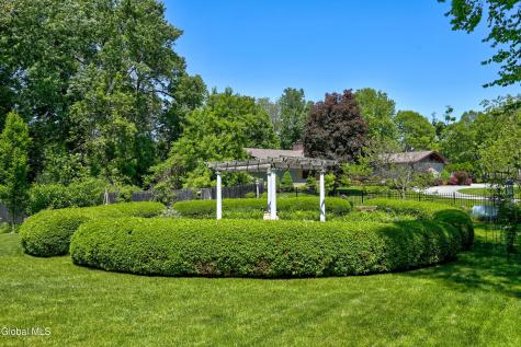 5 Mystic Lane Saratoga Springs NY 12866