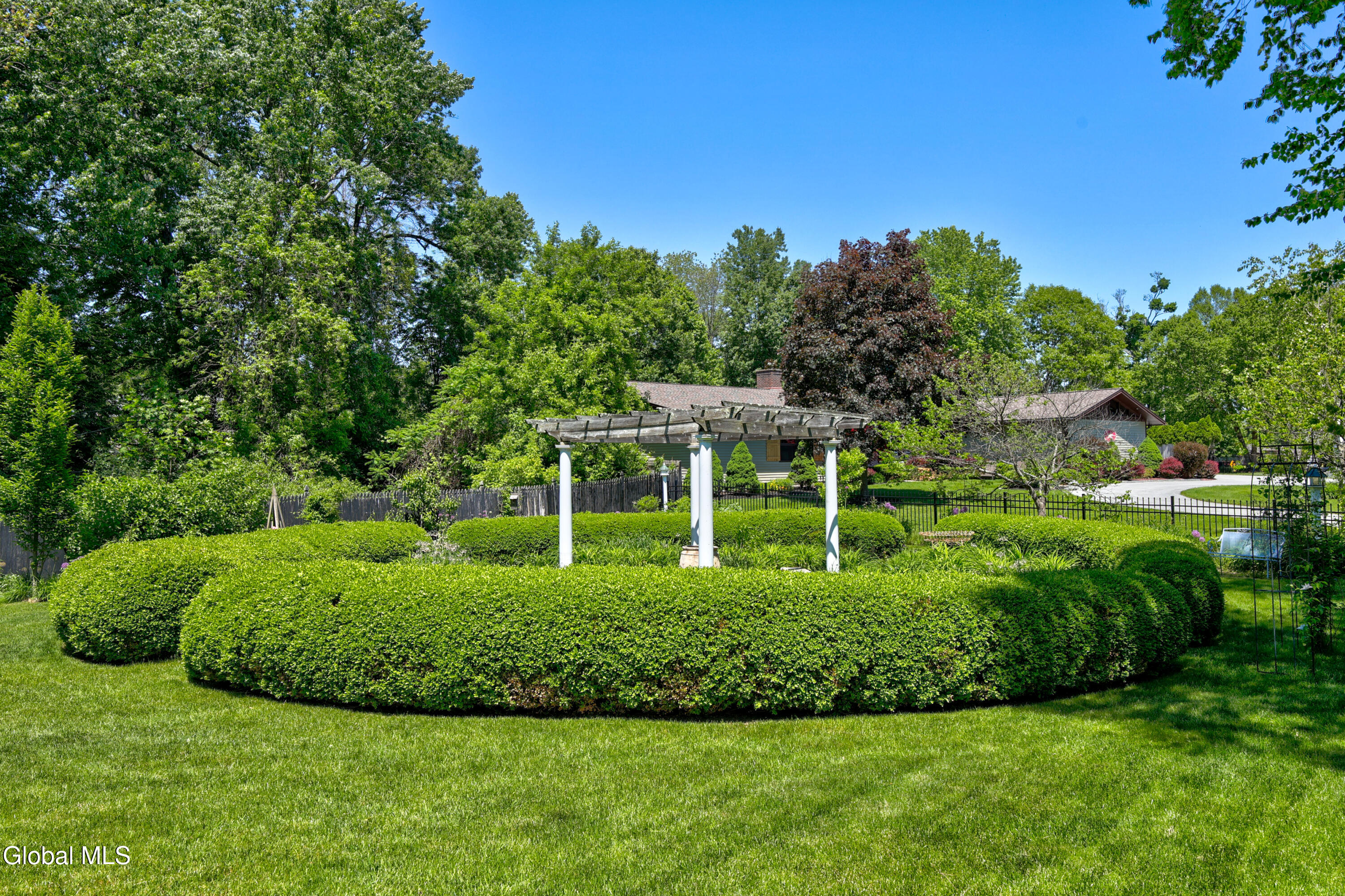 5 Mystic Lane Saratoga Springs NY 12866