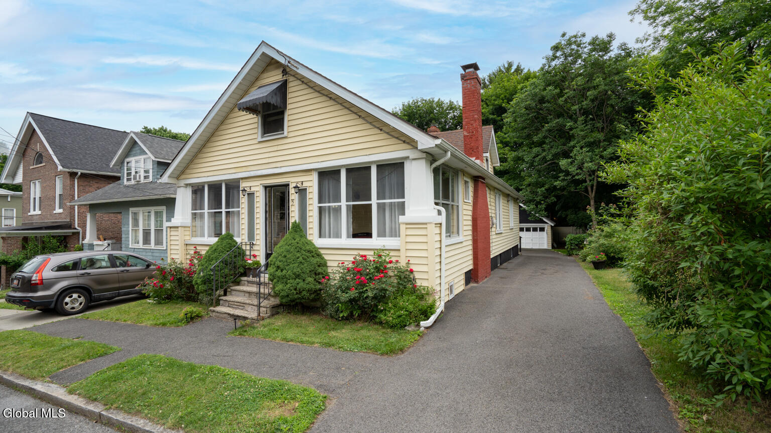 5 Sampson Avenue Troy NY 12180