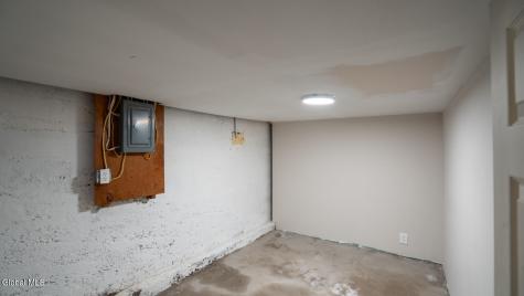 5 Sampson Avenue Troy NY 12180