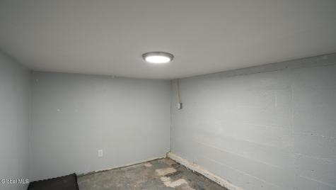 5 Sampson Avenue Troy NY 12180