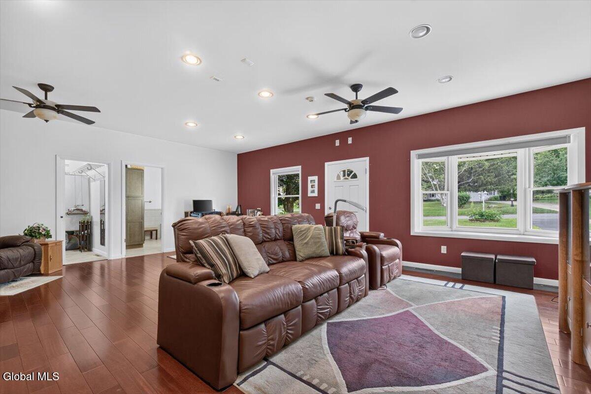 126 Wood Dale Drive Ballston Lake NY 12019