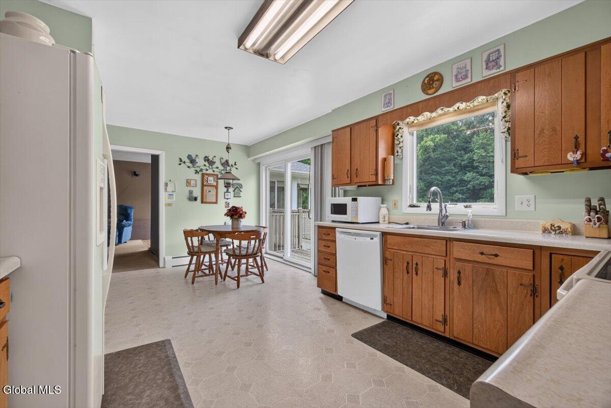 126 Wood Dale Drive Ballston Lake NY 12019