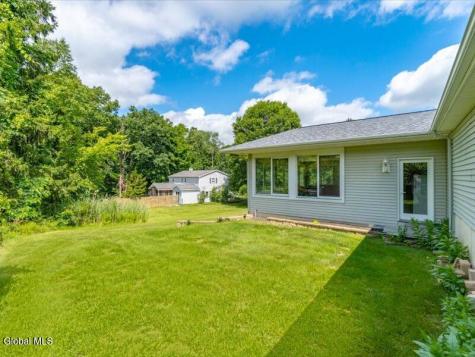 126 Wood Dale Drive Ballston Lake NY 12019