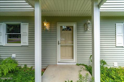 126 Wood Dale Drive Ballston Lake NY 12019