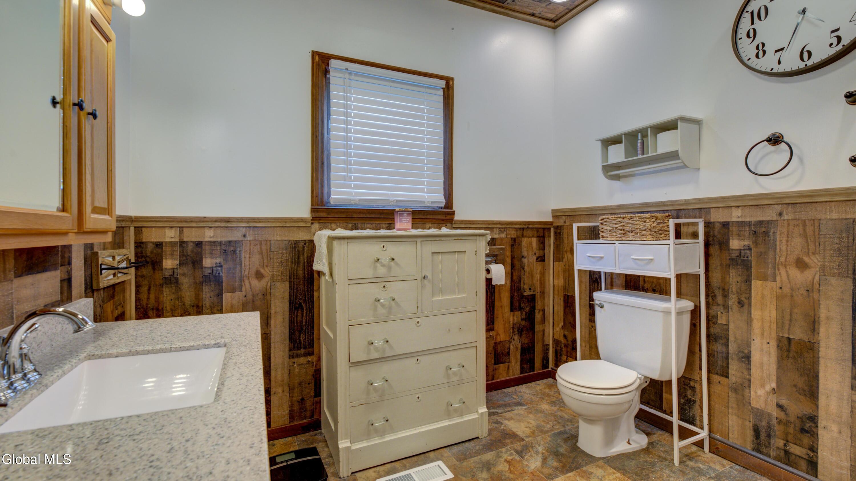 16 John Street Gloversville NY 12078
