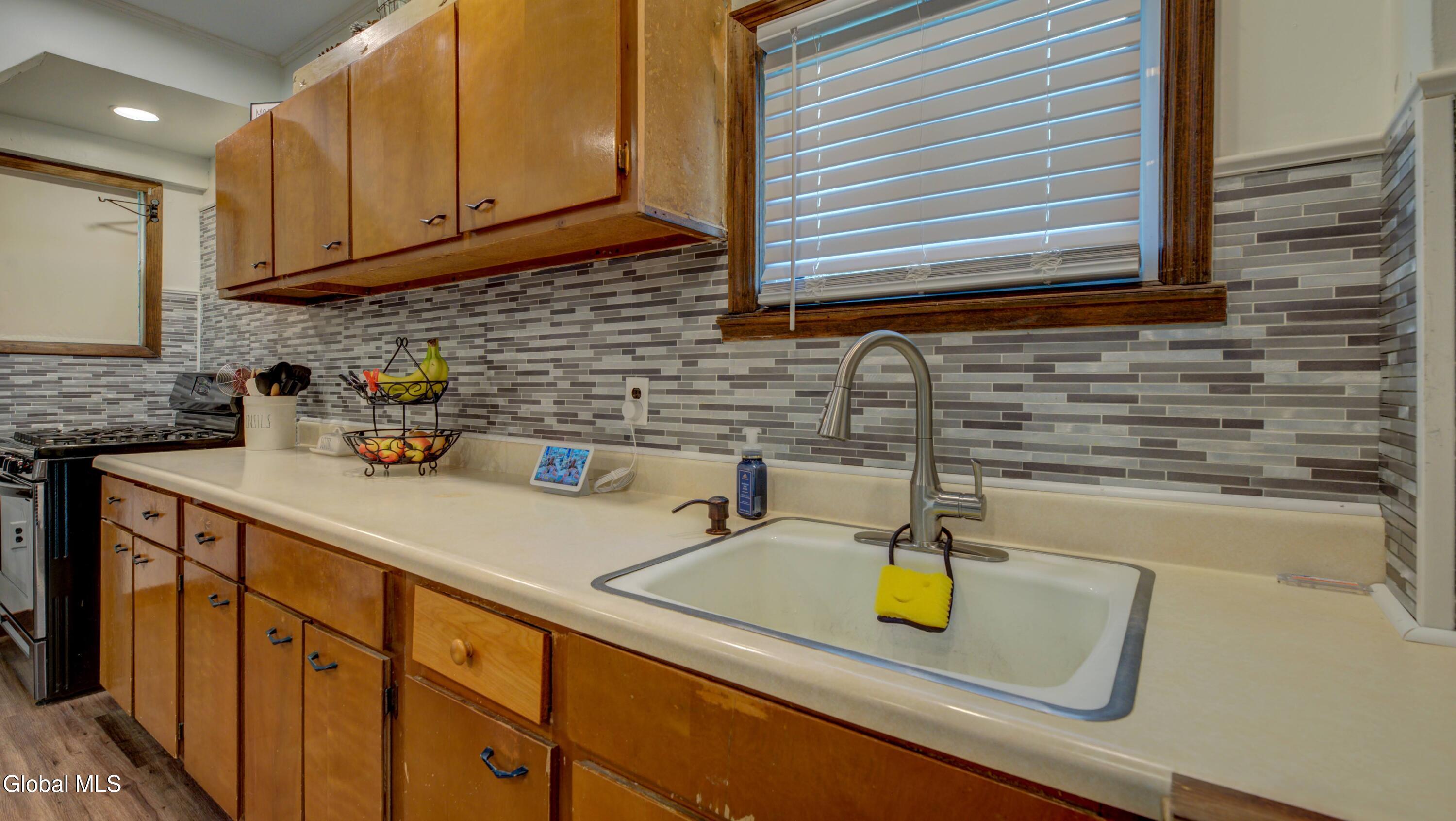 16 John Street Gloversville NY 12078