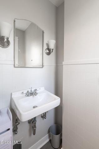 22 Frear Avenue Troy NY 12180