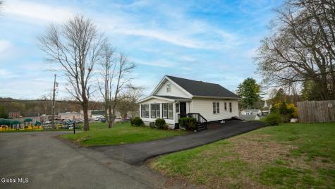 19 Elmwood Court Wynantskill NY 12198