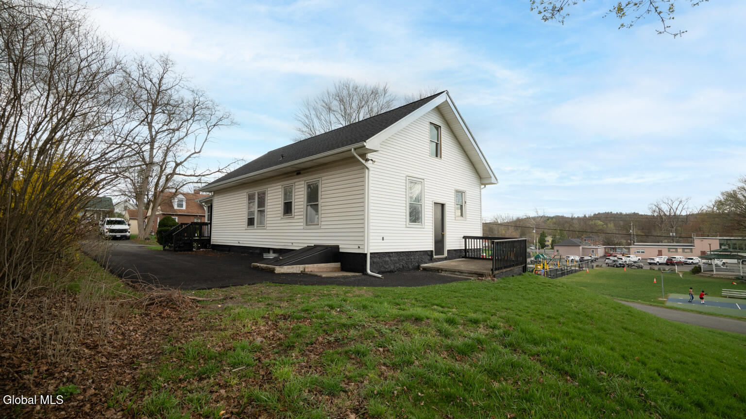 19 Elmwood Court Wynantskill NY 12198