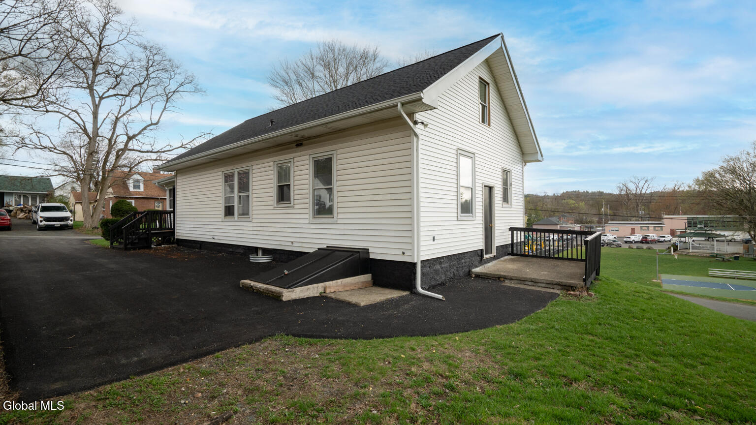 19 Elmwood Court Wynantskill NY 12198