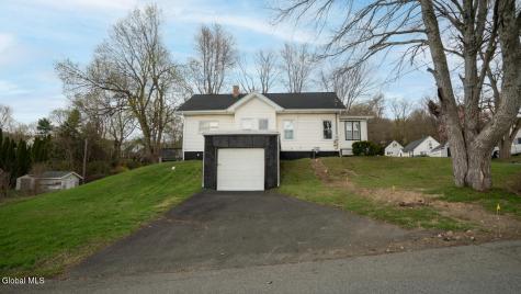 19 Elmwood Court Wynantskill NY 12198