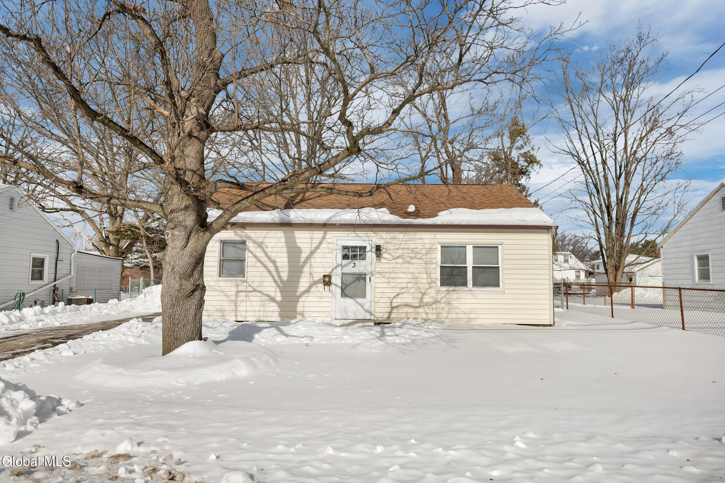 3 Miracle Lane Albany NY 12211