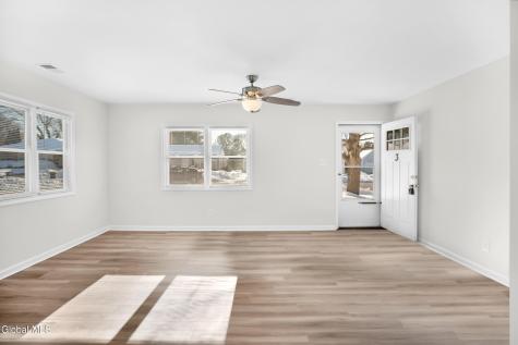 3 Miracle Lane Albany NY 12211