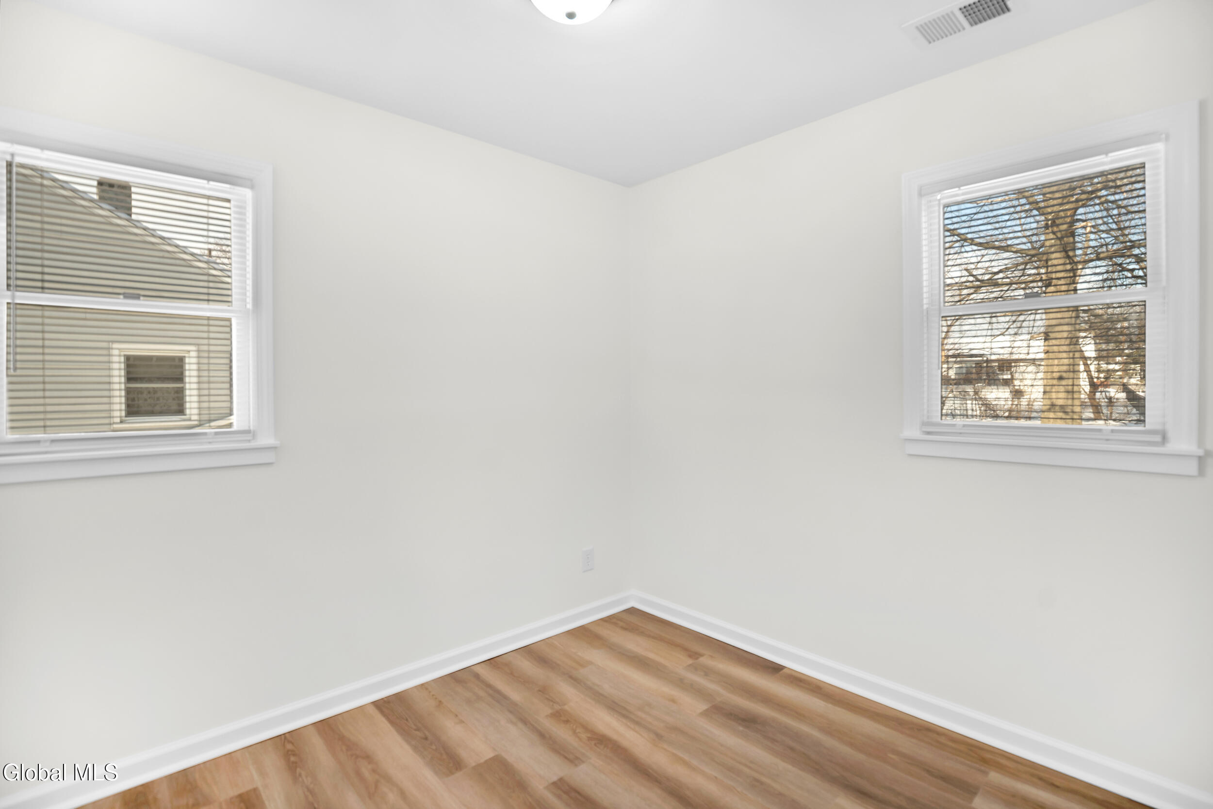 3 Miracle Lane Albany NY 12211