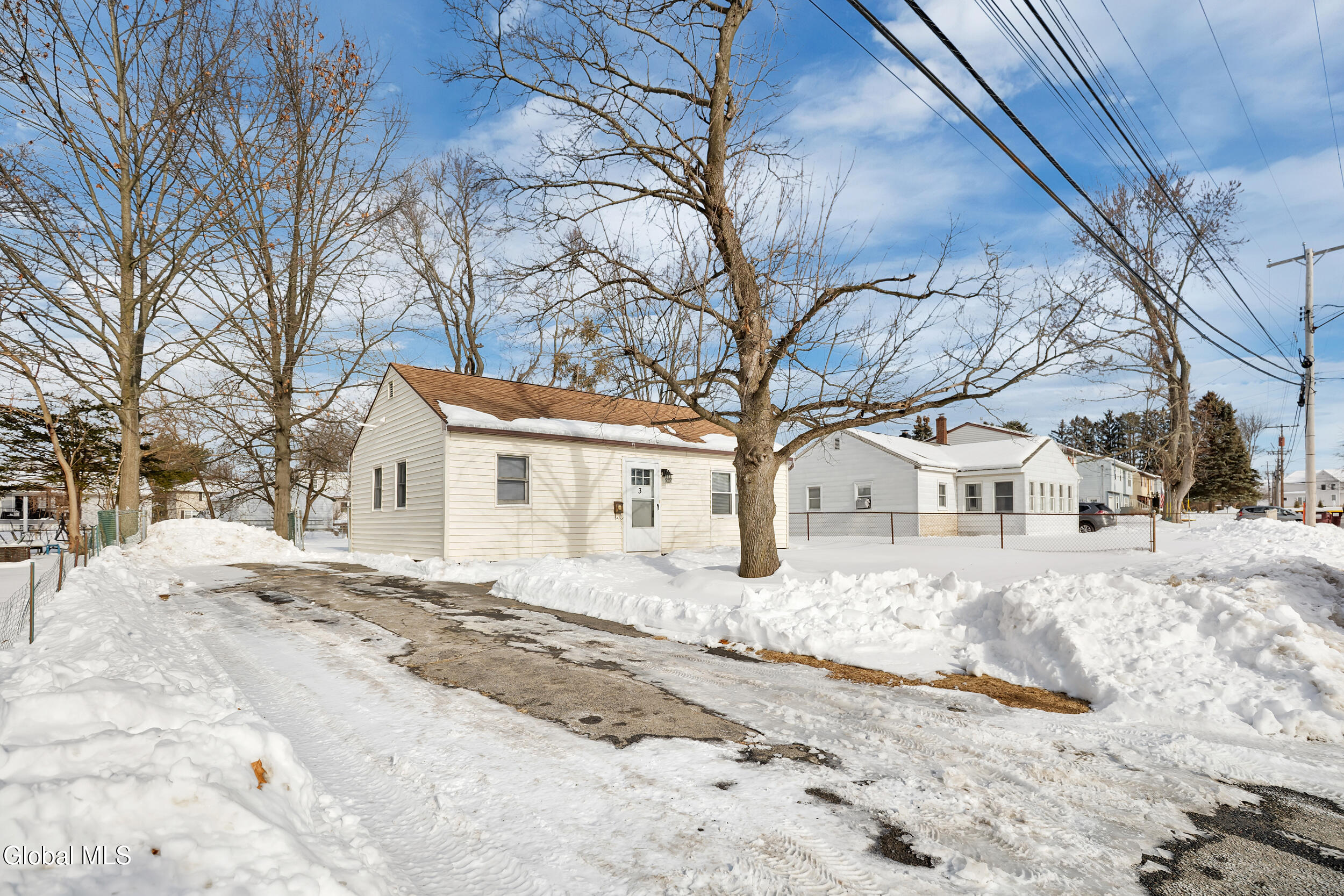 3 Miracle Lane Albany NY 12211