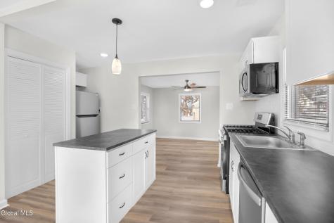 3 Miracle Lane Albany NY 12211