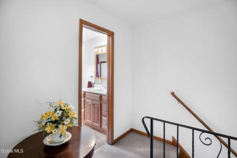 243 Shereen Court Schenectady NY 12304