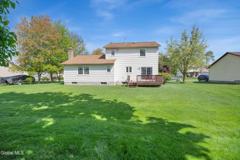 243 Shereen Court Schenectady NY 12304