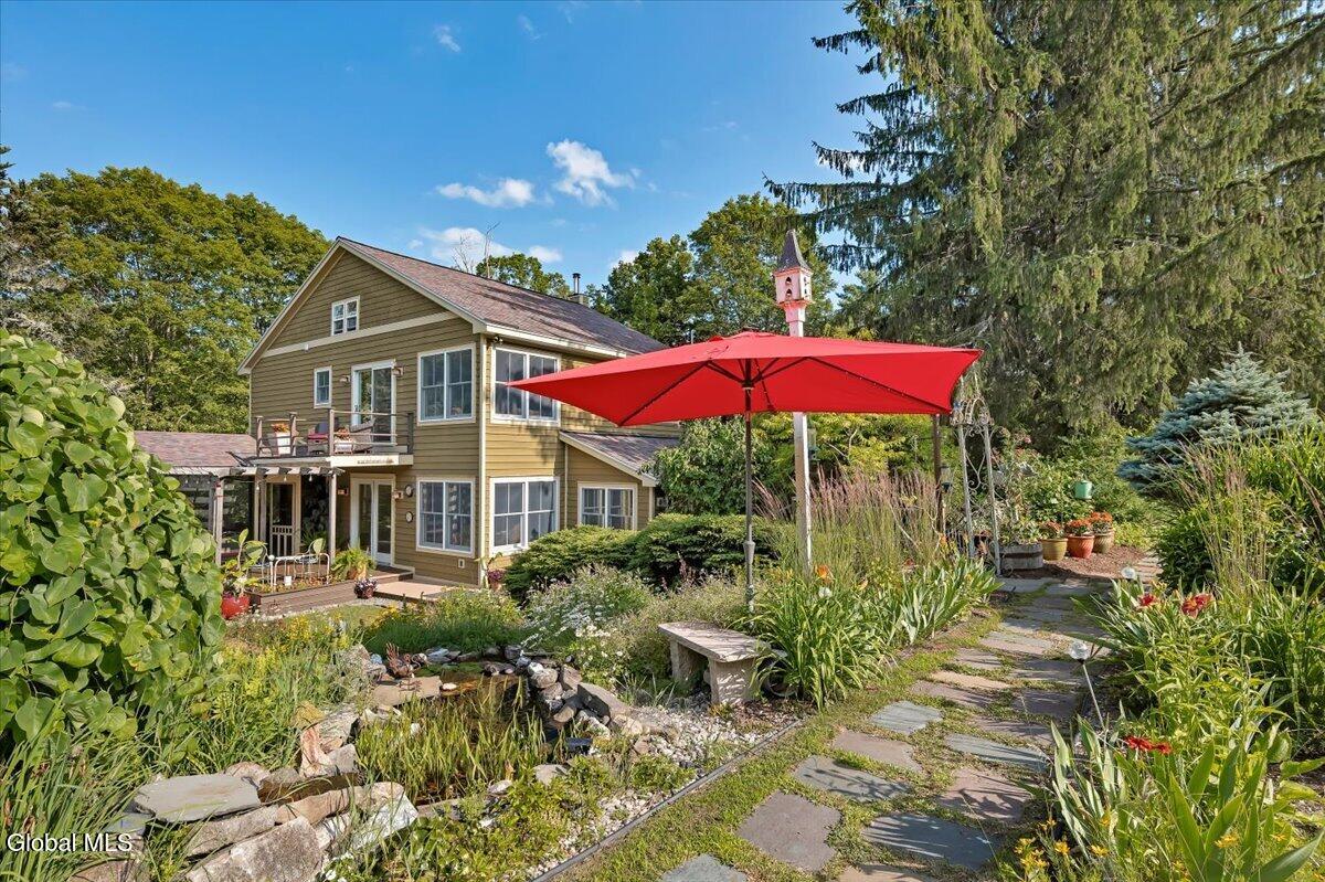 231 North Road Averill Park NY 12018