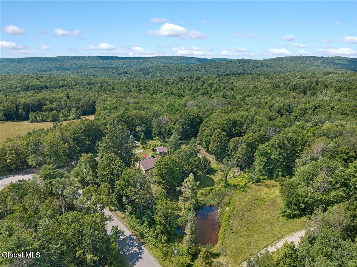 231 North Road Averill Park NY 12018